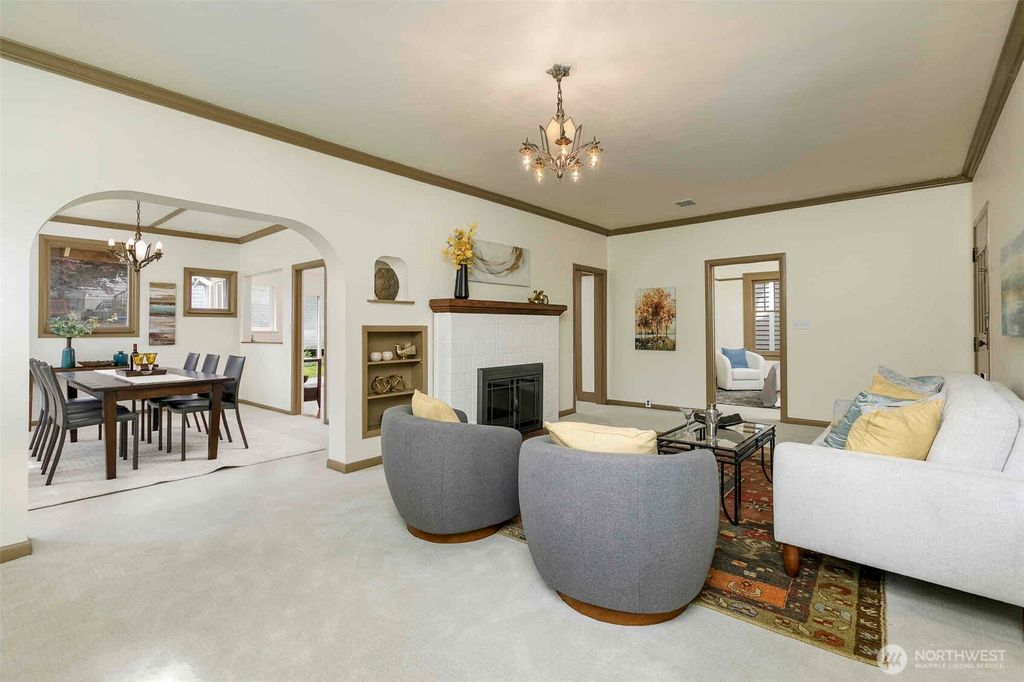 Photo of 115 NE 64th Street, Seattle, WA 98115 (MLS # 2371943)