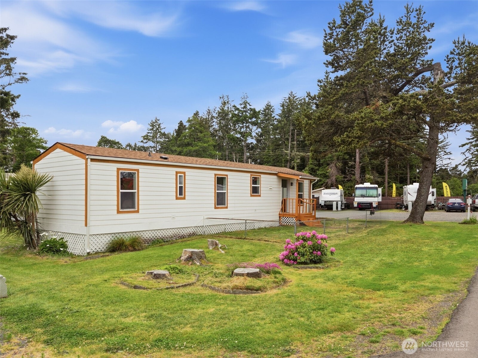22212 Pacific Way 11