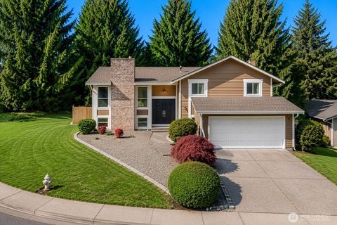Photo of 4203 SW 328th Street, Federal Way, WA 98023 (MLS # 2510722)