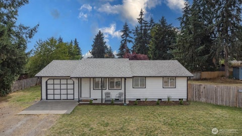 Photo of 113 View Drive NW, Yelm, WA 98597 (MLS # 2586157)