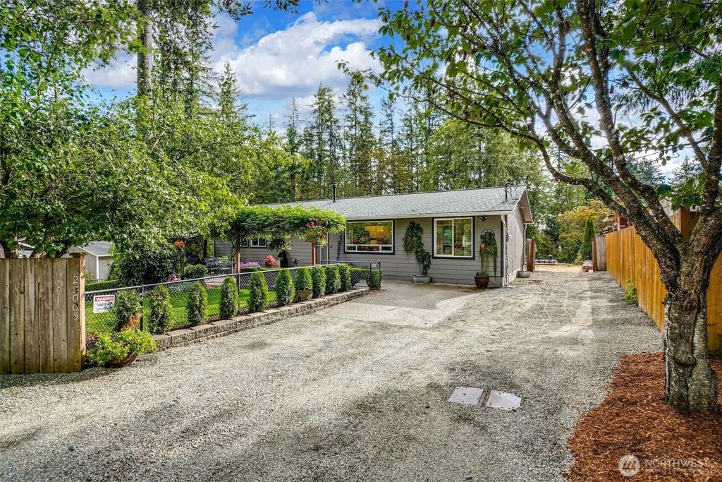 Photo of 22005 SE 295th Place, Black Diamond, WA 98010 (MLS # 2515493)