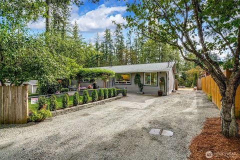 Photo of 22005 SE 295th Place, Black Diamond, WA 98010 (MLS # 2515493)