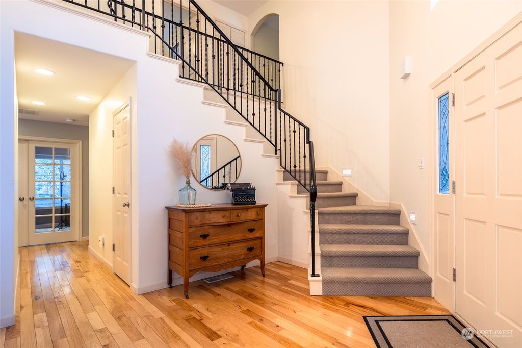 Photo of 18611 SE 307th Lane, Kent, WA 98042 (MLS # 2058638)