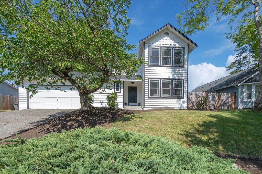 Photo of 10215 50th Place W, Mukilteo, WA 98275 (MLS # 2072787)