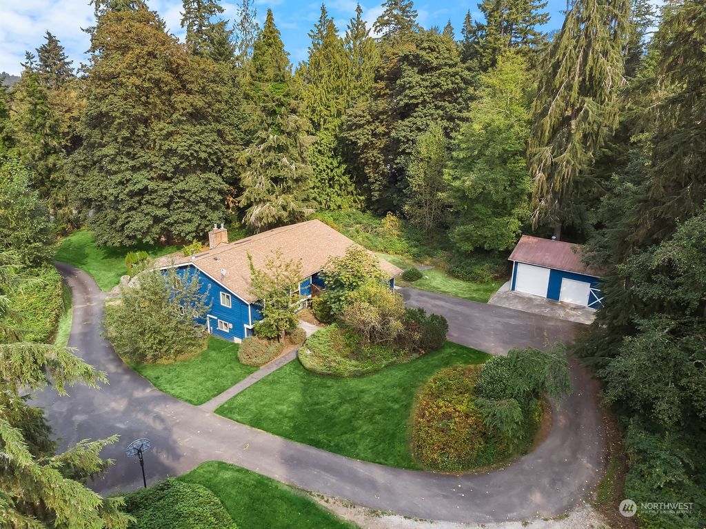 Photo of 14222 235th Street SE, Snohomish, WA 98296 (MLS # 2039194)