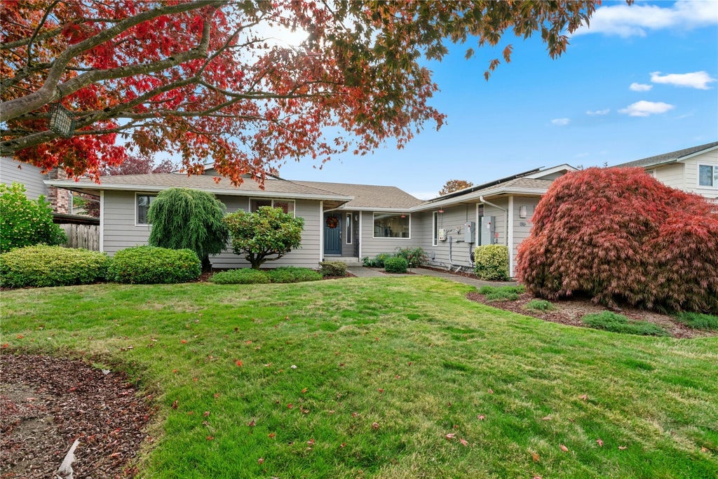 Photo of 816 91 Place SE, Everett, WA 98208 (MLS # 2599132)