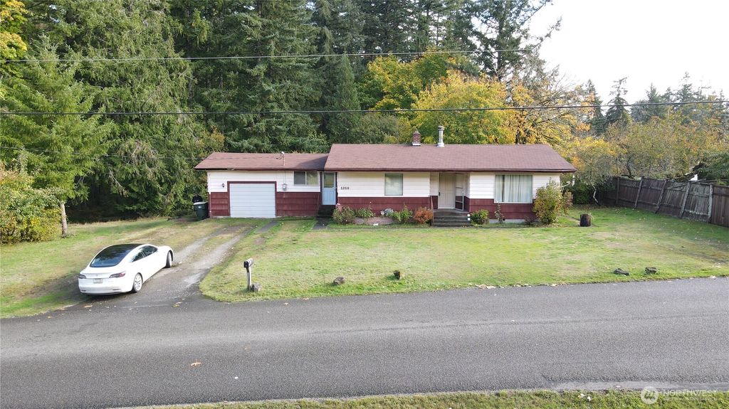 Photo of 1216 Kaiser Road SW, Olympia, WA 98512 (MLS # 2449119)