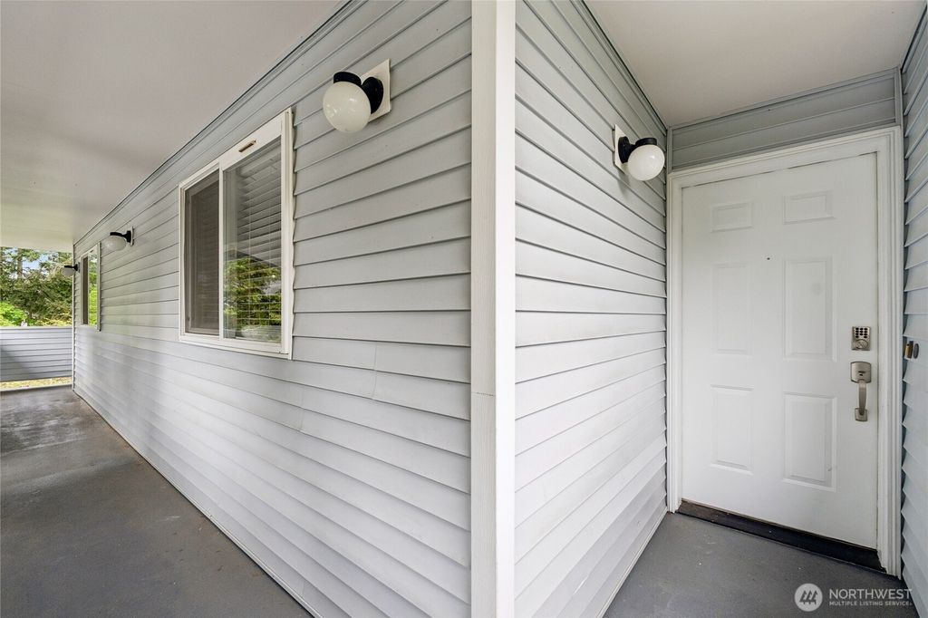 Photo of 20824 70th Avenue W #6, Lynnwood, WA 98036 (MLS # 2521683)