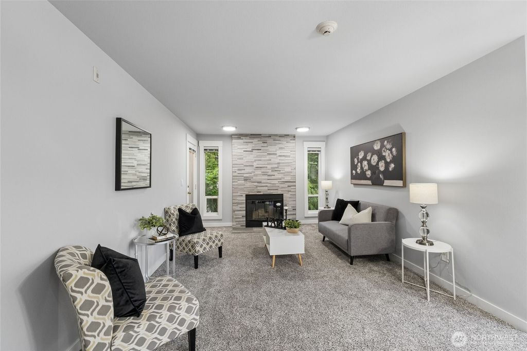 Photo of 20824 70th Avenue W #6, Lynnwood, WA 98036 (MLS # 2521683)