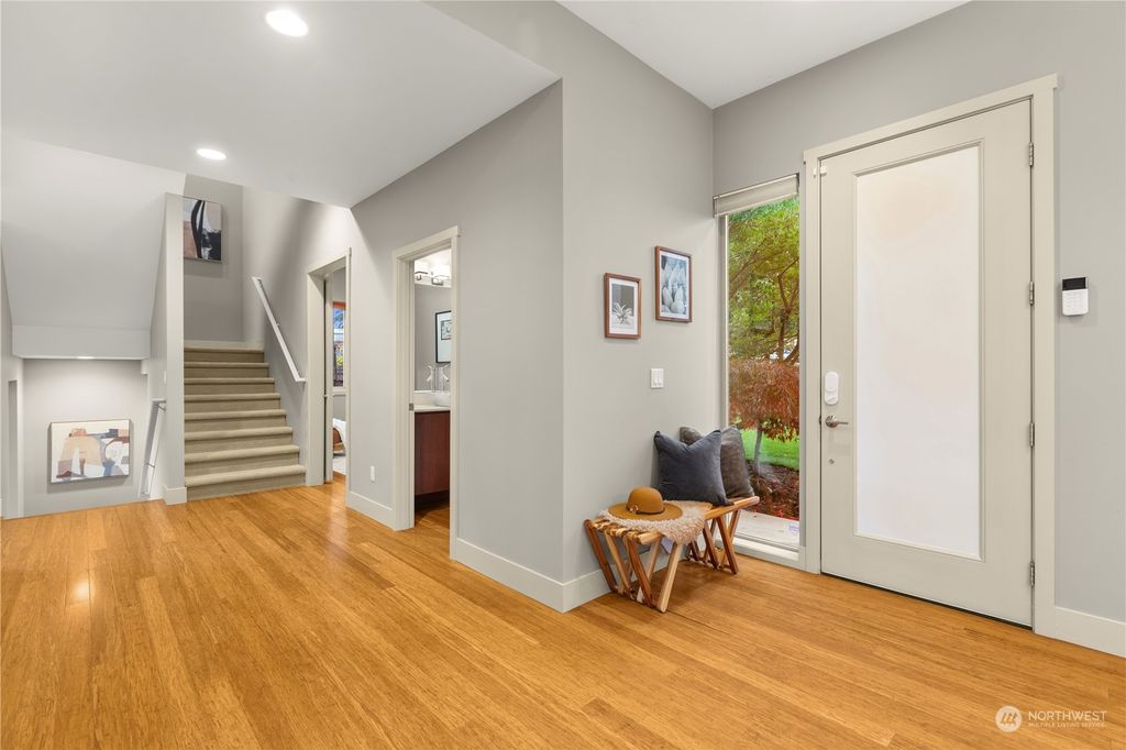 Photo of 5412 21st Avenue SW, Seattle, WA 98106 (MLS # 2310312)