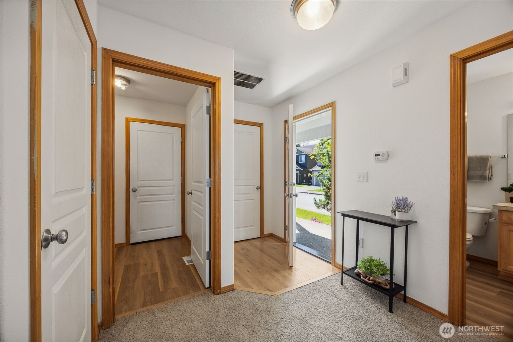 26151 242nd Court SE