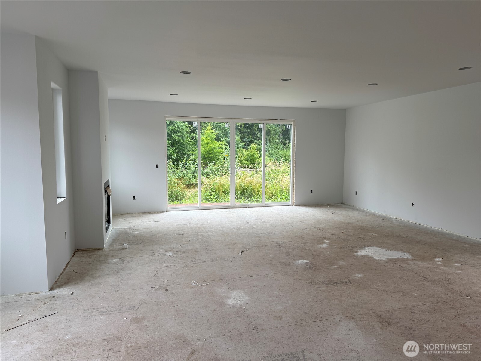 225 N 54th Place