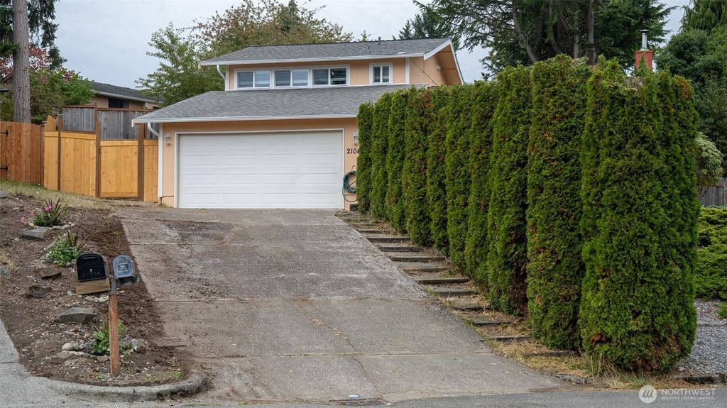 Photo of 21043 120th Place SE, Kent, WA 98031 (MLS # 2445791)