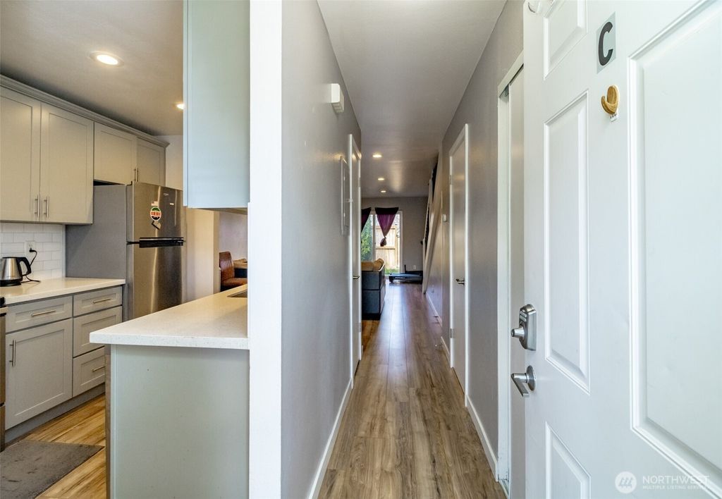 Photo of 12416 SE 272nd Pl # C, Kent, WA 98030 (MLS # 2496291)