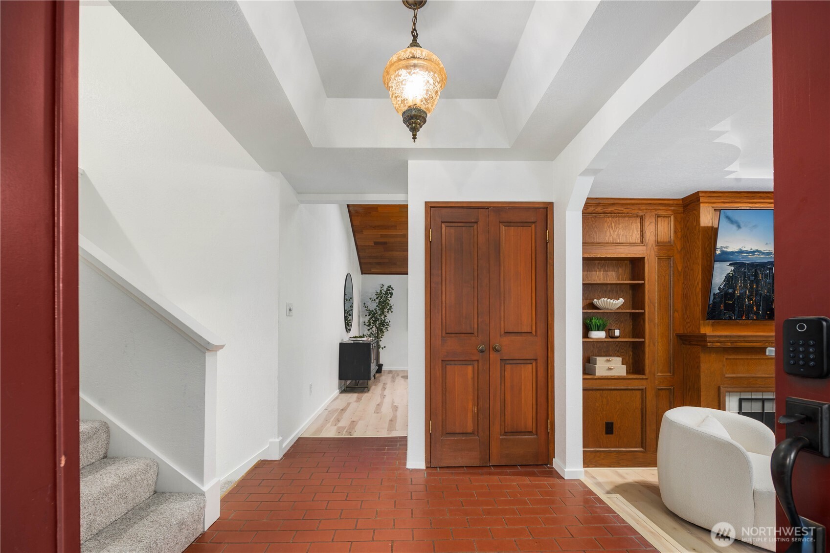 25330 215th Place SE