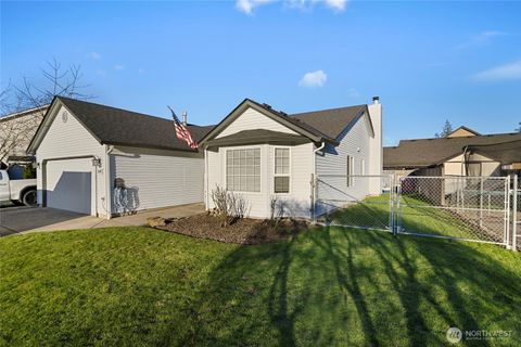 Photo of 1607 SW 2ND Avenue, Battle Ground, WA 98604 (MLS # 2470250)