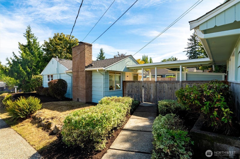 3603 49th Avenue SW