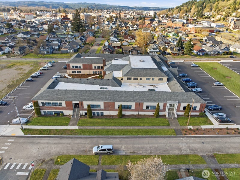 101 SW 2nd St