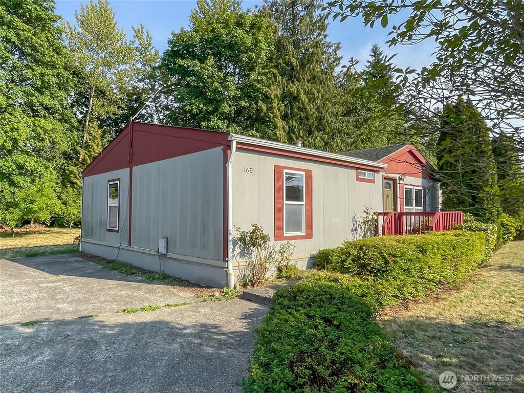 Photo of 31600 126th Avenue SE #E16, Auburn, WA 98092 (MLS # 2426370)