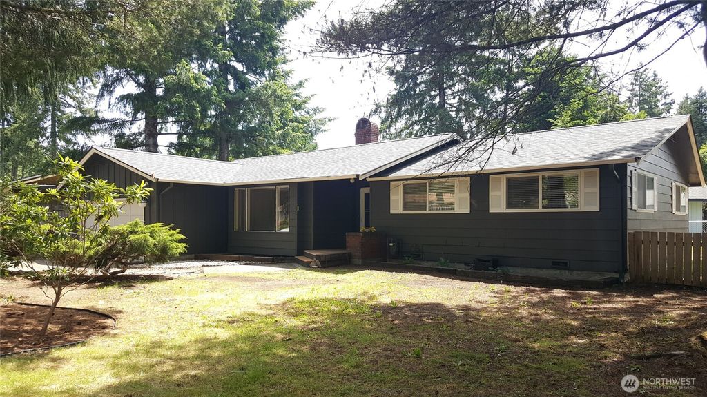 Photo of 50 E springwood Lane, Shelton, WA 98584 (MLS # 2457887)