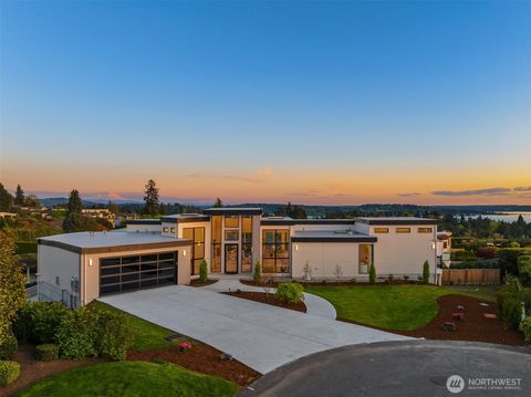 Photo of 1810 91st Place NE, Clyde Hill, WA 98004 (MLS # 2510602)