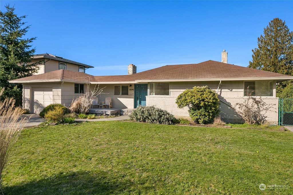 Photo of 10640 Forest Avenue S, Seattle, WA 98178 (MLS # 2053744)