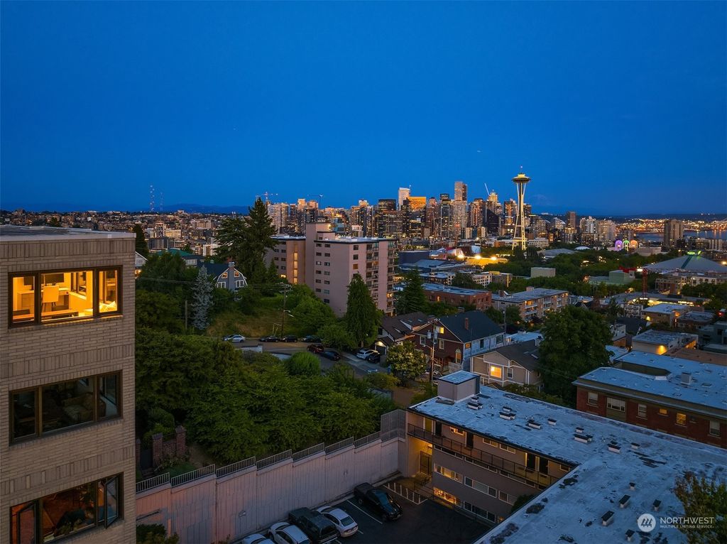 Photo of 7 Highland Drive #704, Seattle, WA 98109 (MLS # 2139774)