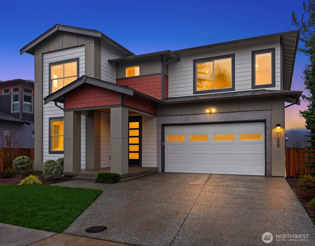 Photo of 1099 SE 14th Place, North Bend, WA 98045 (MLS # 2493558)