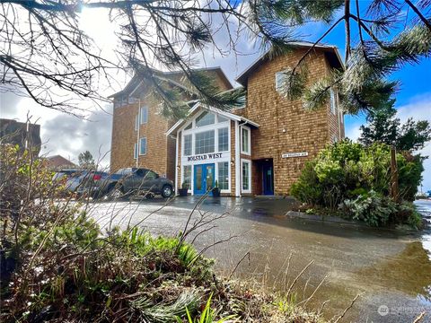 Photo of 205 Bolstad Avenue W #201, Long Beach, WA 98631 (MLS # 2208650)