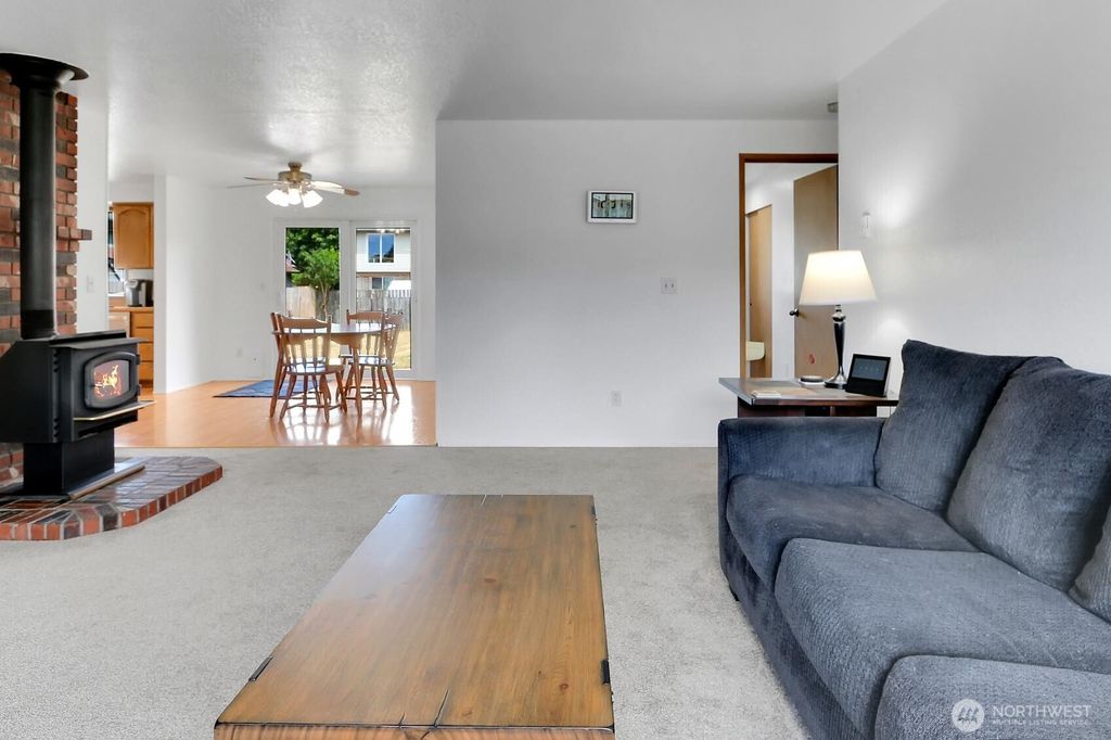 Photo of 4329 125th Place NE, Marysville, WA 98271 (MLS # 2400470)