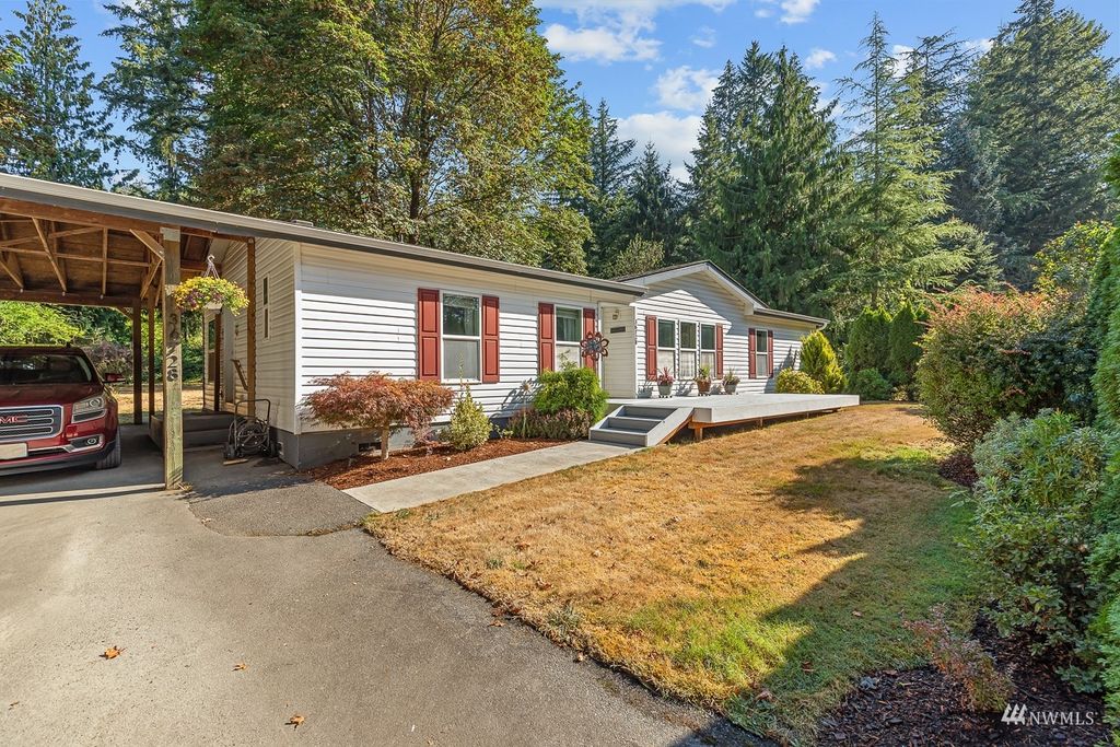 Photo of 36728 SE 47th Place, Fall City, WA 98024 (MLS # 1984808)
