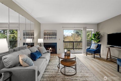 Photo of 500 N National Avenue #44, Bremerton, WA 98312 (MLS # 2508314)