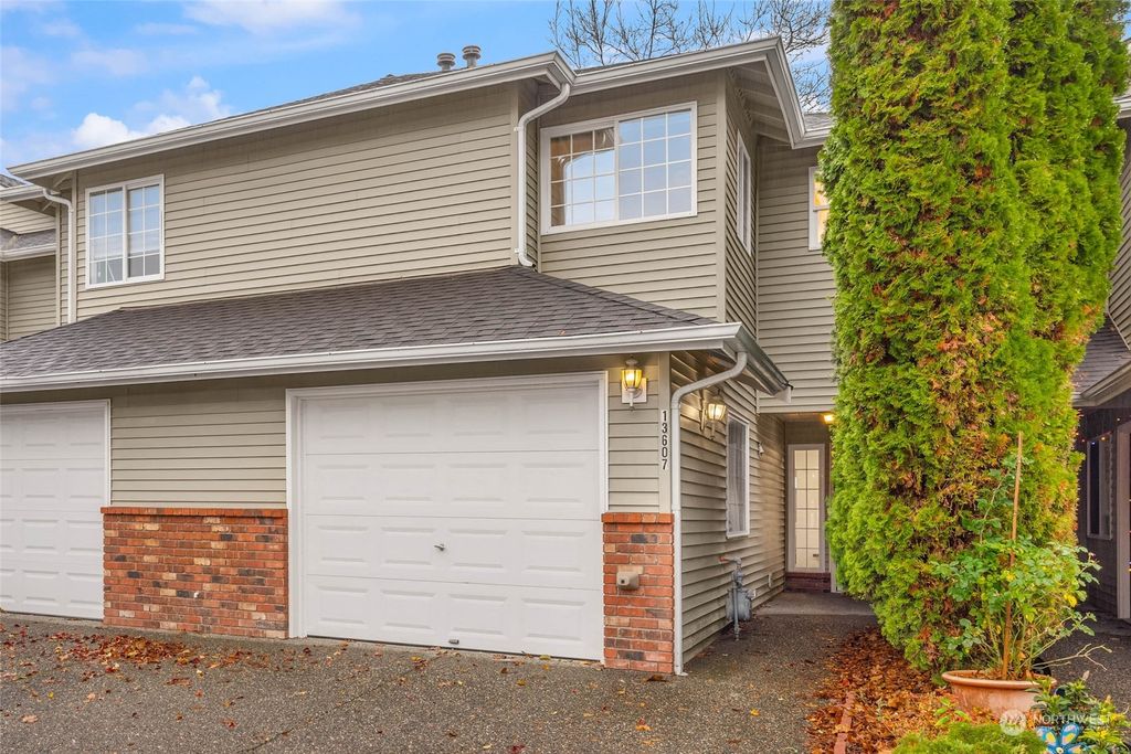 Photo of 13607 56th Avenue SE, Everett, WA 98208 (MLS # 2311021)
