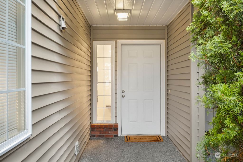 Photo of 13607 56th Avenue SE, Everett, WA 98208 (MLS # 2311021)