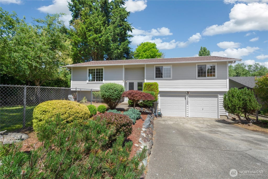 Photo of 11100 NE 132nd Place, Kirkland, WA 98034 (MLS # 2534322)