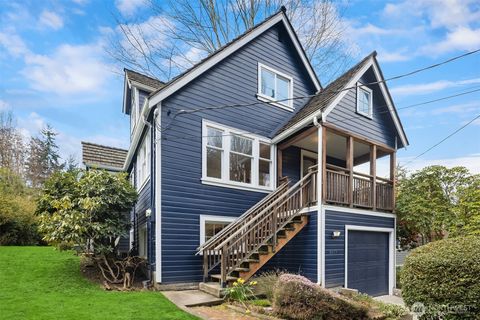 Photo of 9213 25TH Avenue NE, Seattle, WA 98115 (MLS # 2502197)