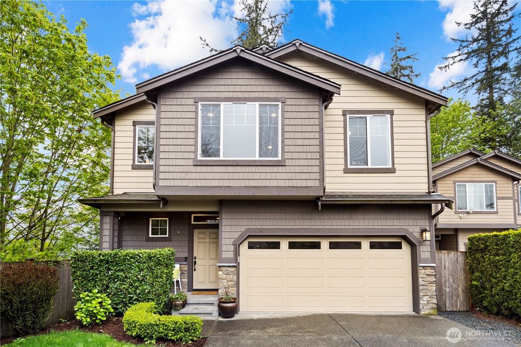 Photo of 15630 31st Place W, Lynnwood, WA 98087 (MLS # 2368570)