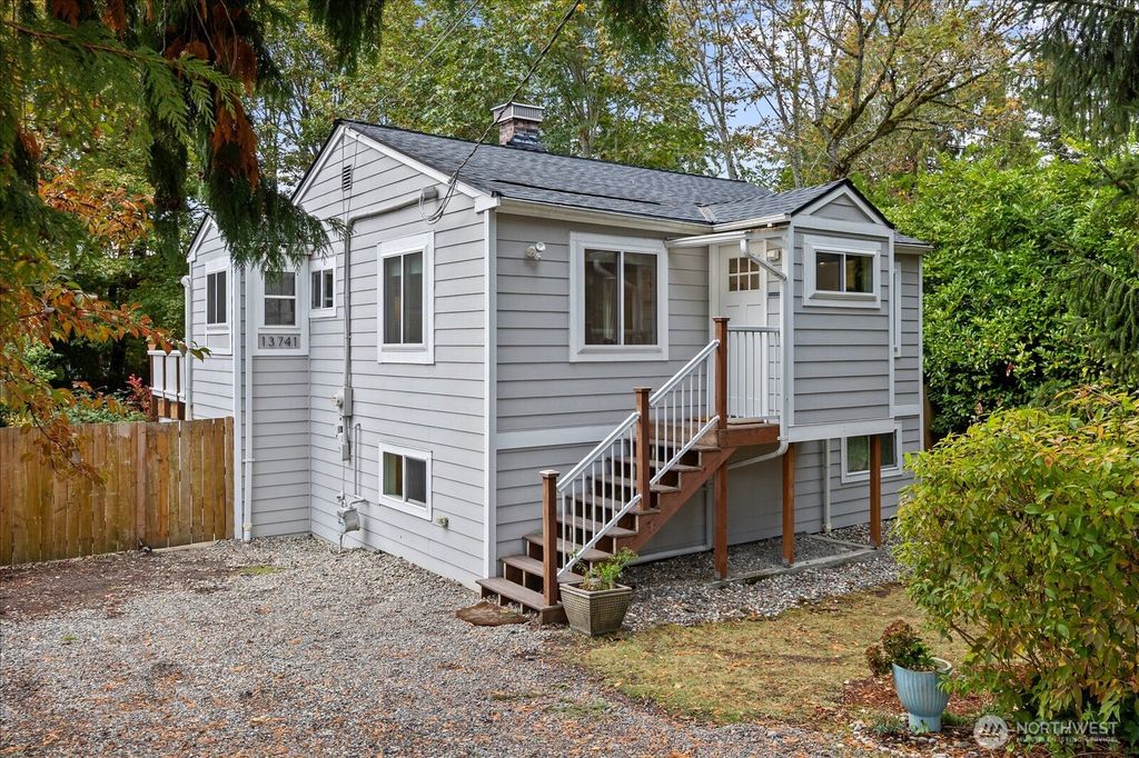 Photo of 13741 37th Avenue NE, Seattle, WA 98125 (MLS # 2447161)