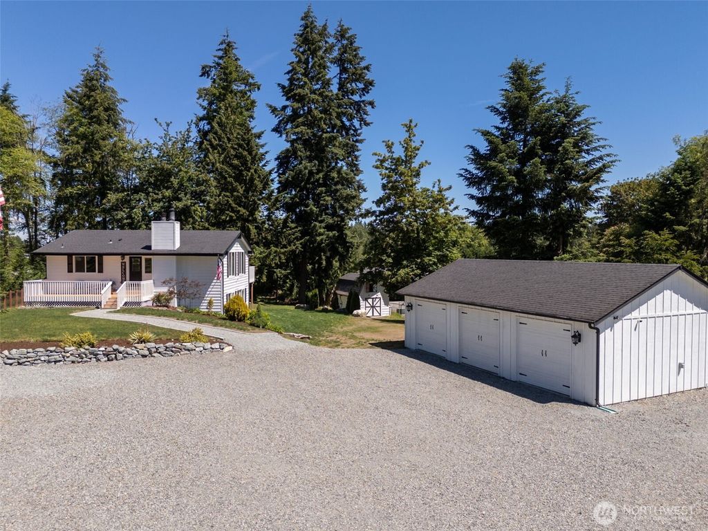 Photo of 13923 233rd Street Ct E, Graham, WA 98338 (MLS # 2538342)