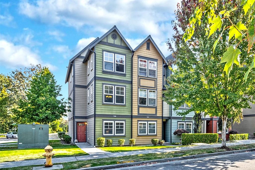 Photo of 7100 Shinkle Place SW, Seattle, WA 98106 (MLS # 2001114)