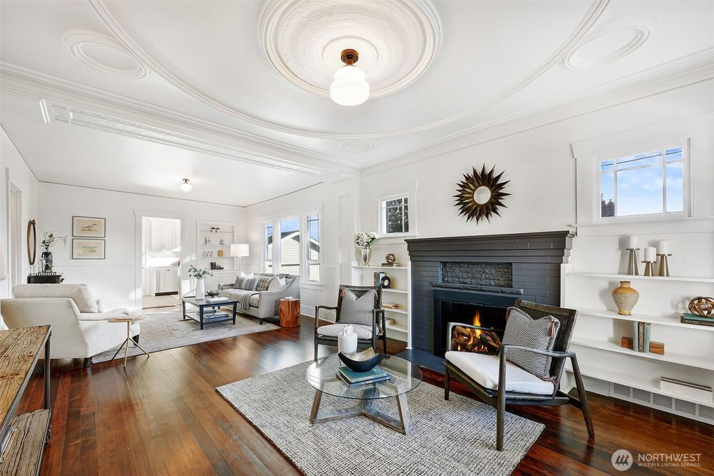 Photo of 6526 16th Avenue NW, Seattle, WA 98117 (MLS # 2481699)