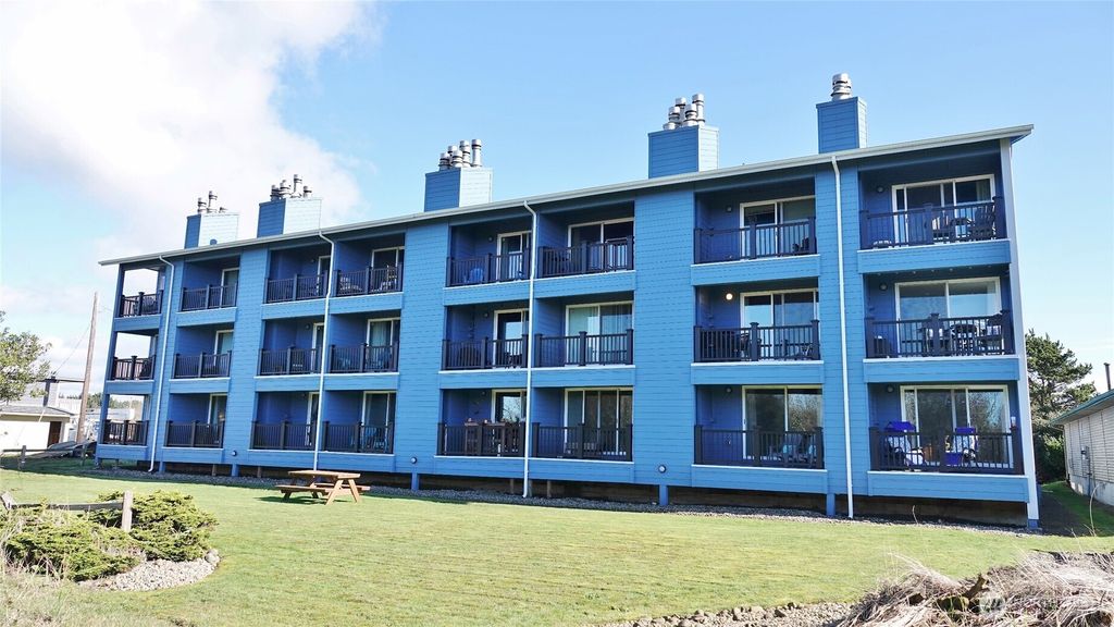 Photo of 835 Ocean Shores Boulevard NW #206, Ocean Shores, WA 98569 (MLS # 2478191)