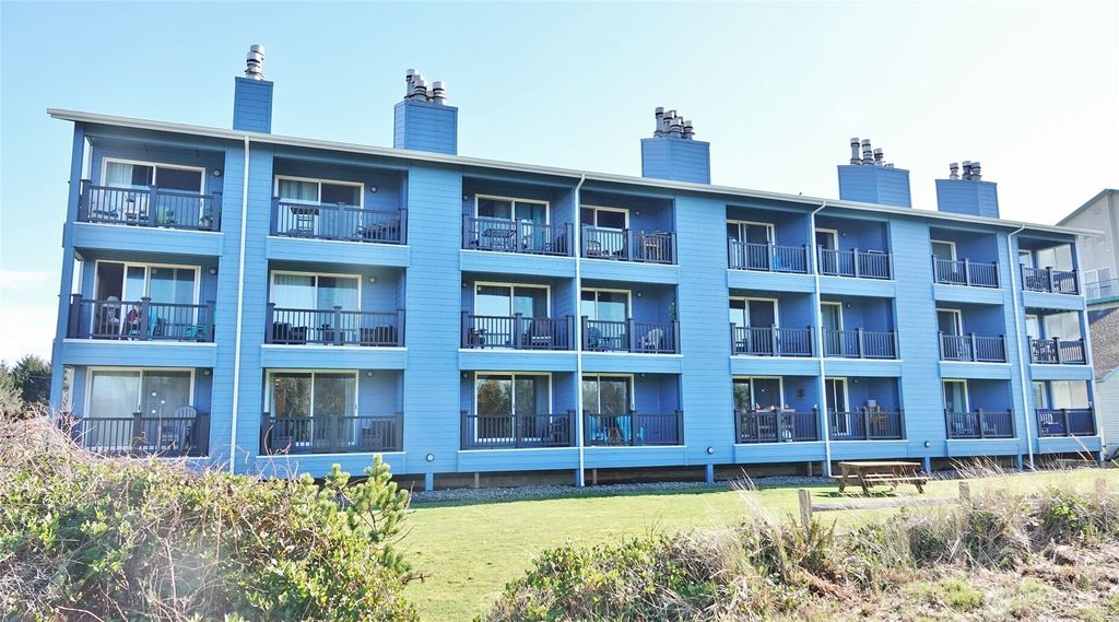 Photo of 835 Ocean Shores Boulevard NW #206, Ocean Shores, WA 98569 (MLS # 2478191)