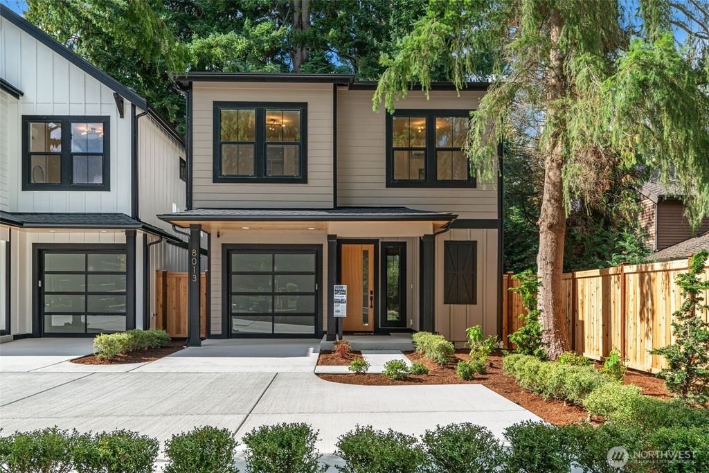 Photo of 8013 131st Place NE, Kirkland, WA 98033 (MLS # 2454460)