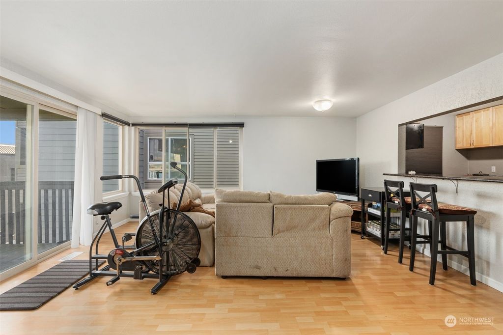 Photo of 1526 Aurora Avenue N #B, Seattle, WA 98109 (MLS # 2289070)