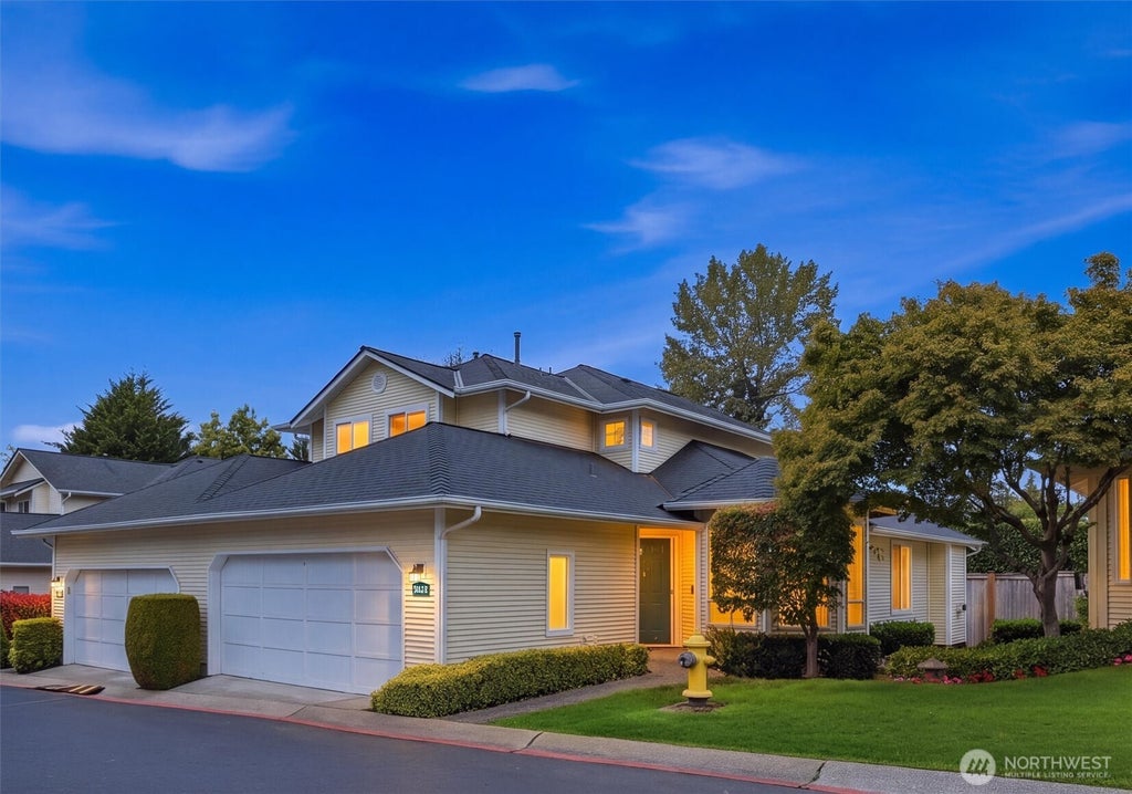 Photo of 5012 Freeport Lane #B, Mukilteo, WA 98275 (MLS # 2576028)