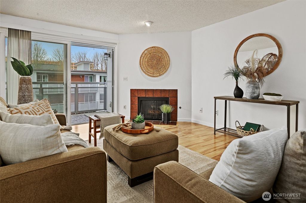 Photo of 10501 8th Avenue NE #406, Seattle, WA 98125 (MLS # 2484754)