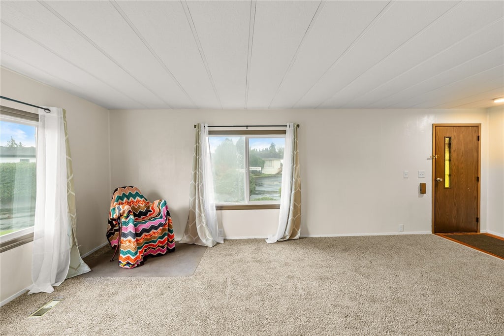 Photo of 114 Leisure Drive, Aberdeen, WA 98520 (MLS # 2595866)