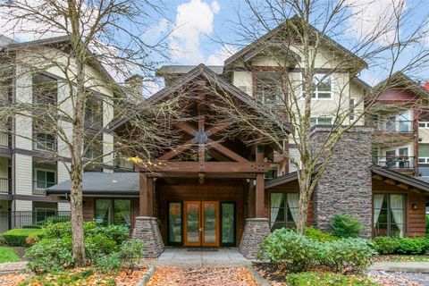 18707 SE Newport Way 102 Issaquah WA 98027