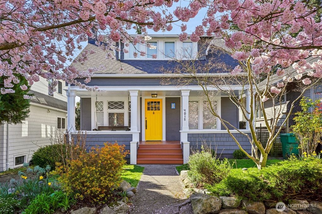 Photo of 4015 Ashworth Avenue N, Seattle, WA 98103 (MLS # 2517927)